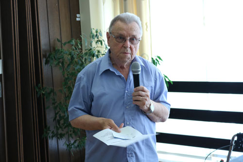 “Jedan sat pjesme i poezije”